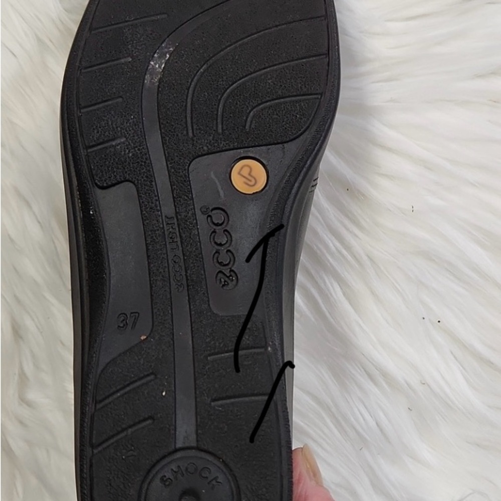 Ecco Light Women’s Black Leather Slip-On Loafer Shoes size 6/6.5 size EU 37 - Picture 3 of 8